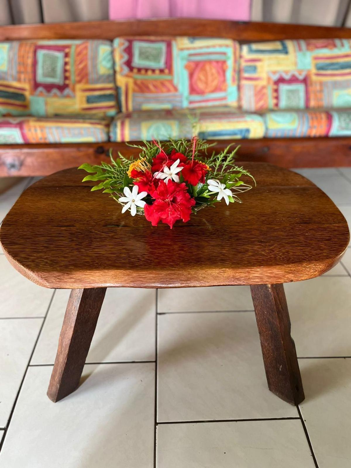 Pension Hibiscus Taha'A Vaitoare  Экстерьер фото